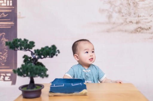 长宁满月宝宝放屁臭 长宁满月宝宝放屁臭